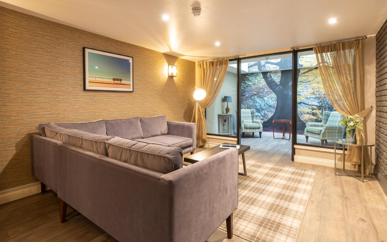 The Lawrance Luxury Aparthotel - Йорк Экстерьер фото