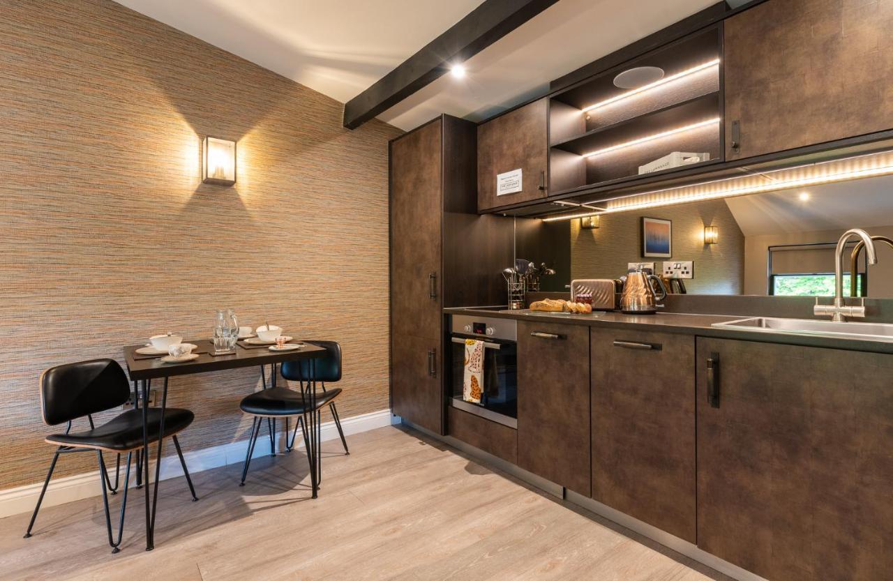 The Lawrance Luxury Aparthotel - Йорк Экстерьер фото
