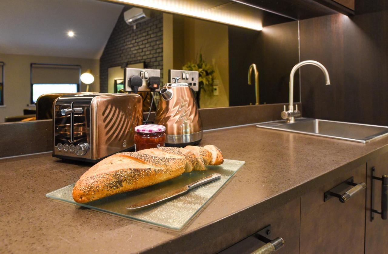 The Lawrance Luxury Aparthotel - Йорк Экстерьер фото