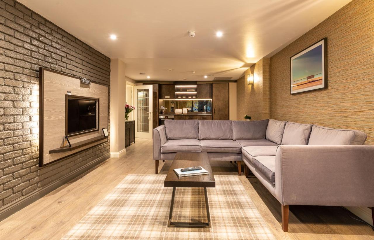 The Lawrance Luxury Aparthotel - Йорк Экстерьер фото