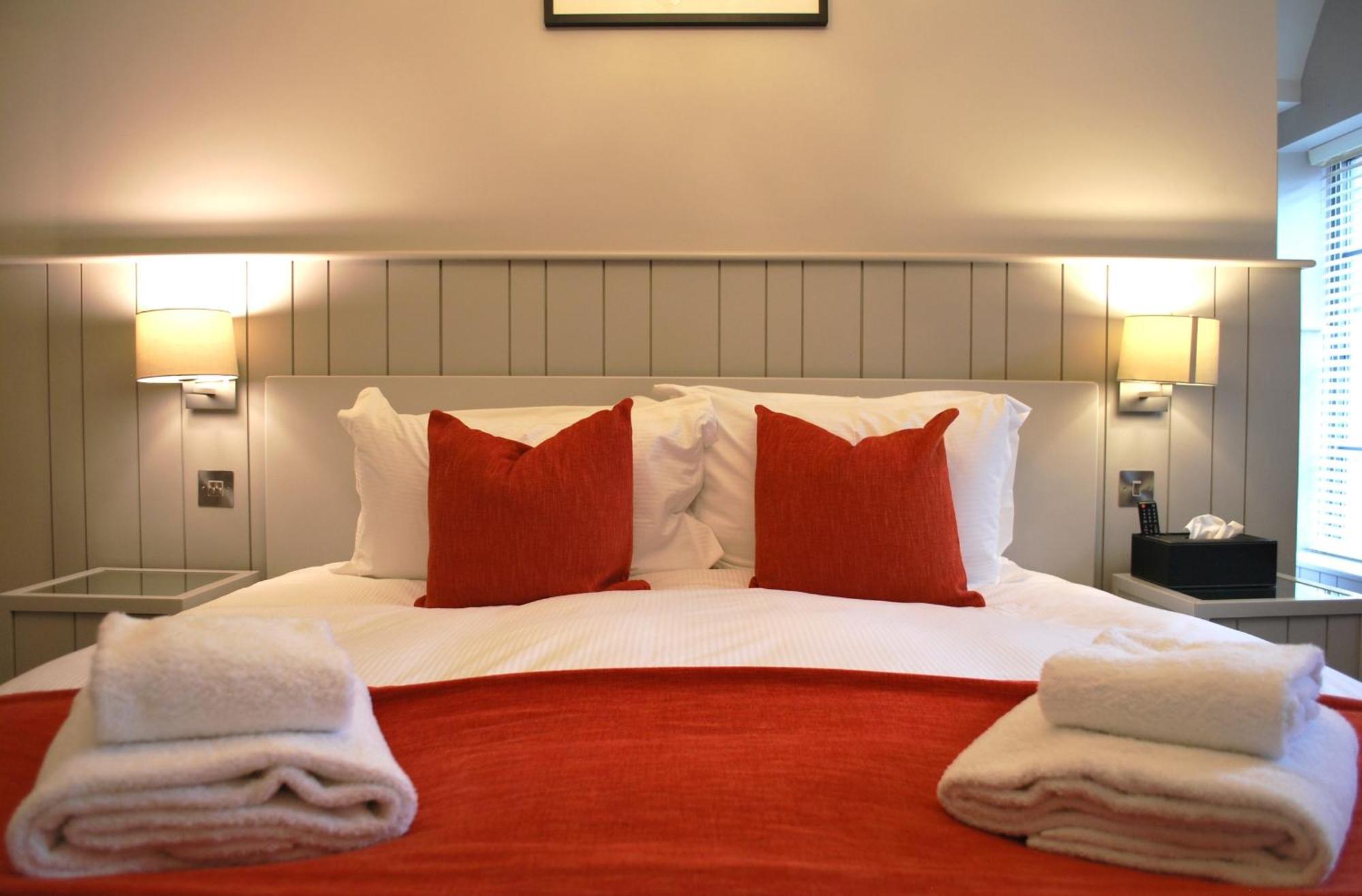 The Lawrance Luxury Aparthotel - Йорк Экстерьер фото